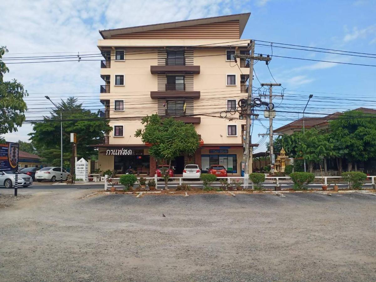 โสดาอพาร์ทเม้นท์​ Ban Lam Phak Kut